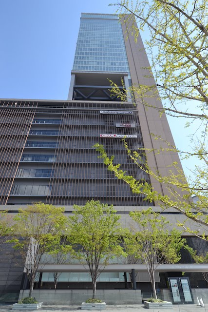 オフィスが入居する28階建てのノースゲートビル高層棟
