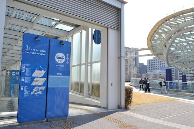 栄バスターミナル（オアシス21のりば）入口